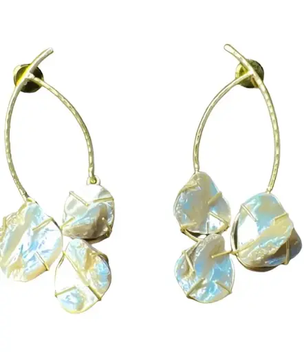 Asymmetrical Dangles